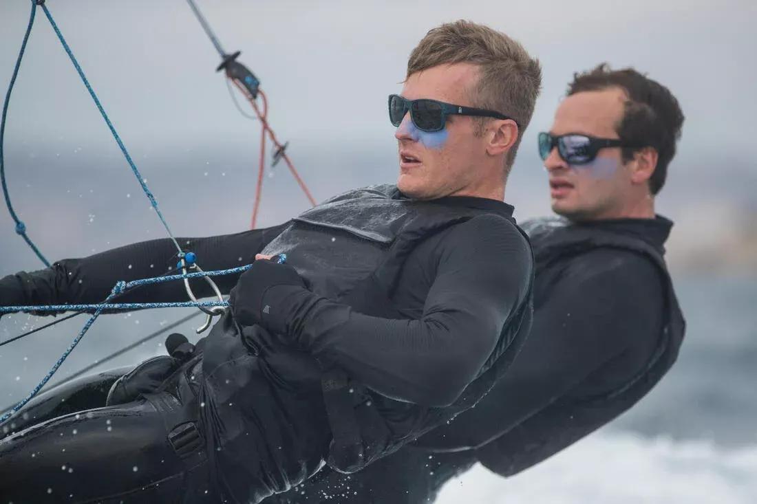 Unisex Sailing Floating Polarised Sunglasses - 500 Size M, Black, No Color, large image number 14