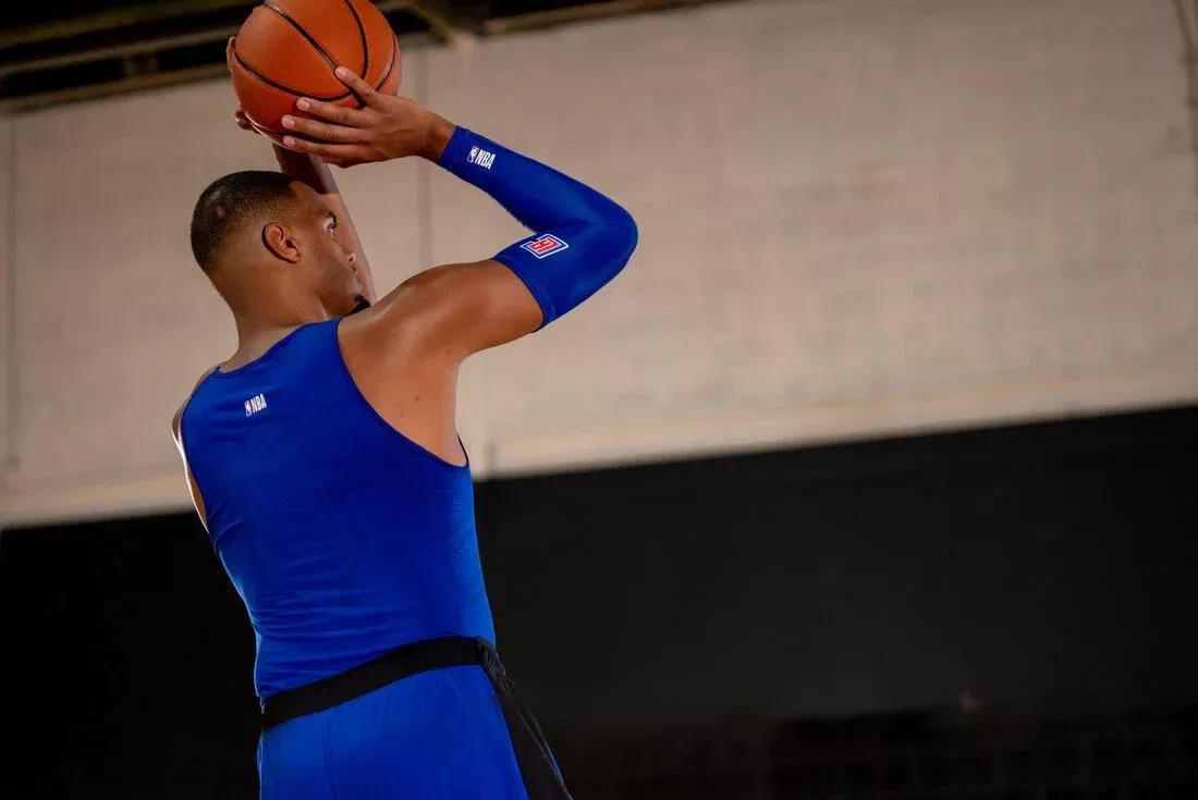 Adult Basketball Arm Sleeve E500 - NBA Los Angeles Lakers, Green, No Color, large image number 11