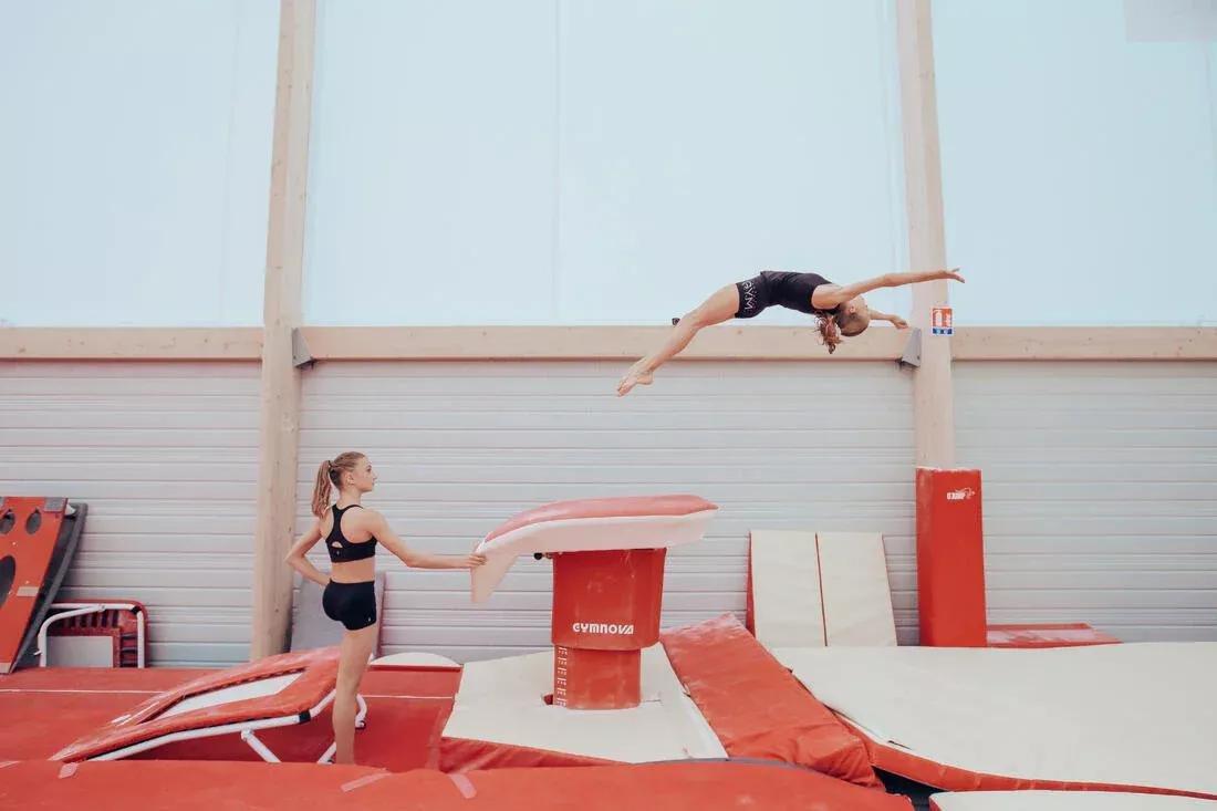 Kids Girls Gymnastics Sports Bra 500, Black, No Color, large image number 13