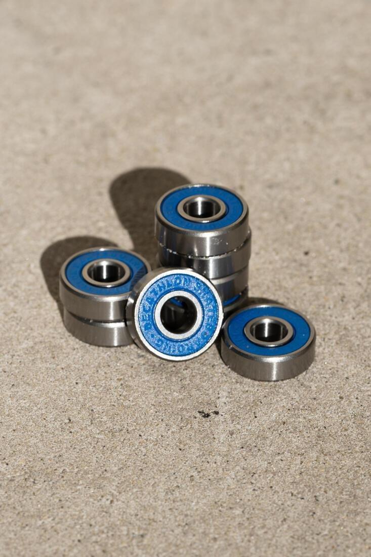 High-Quality Skateboard Bearings - 8-Pack BR500, Blue, 5401_000, large image number 8
