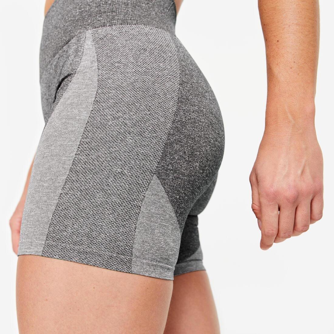 Women High-Waisted Seamless Fitness Cycling Shorts, Grey, No Color, large image number 4