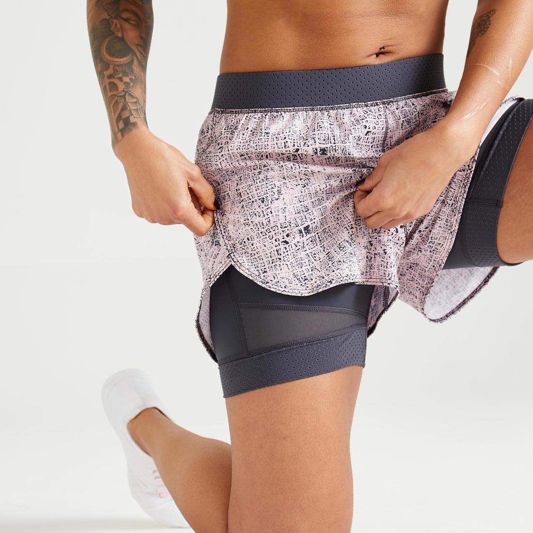 900 Women's Fitness Cardio Training 2-In-1 Shorts, Bordeaux, , large image number 13