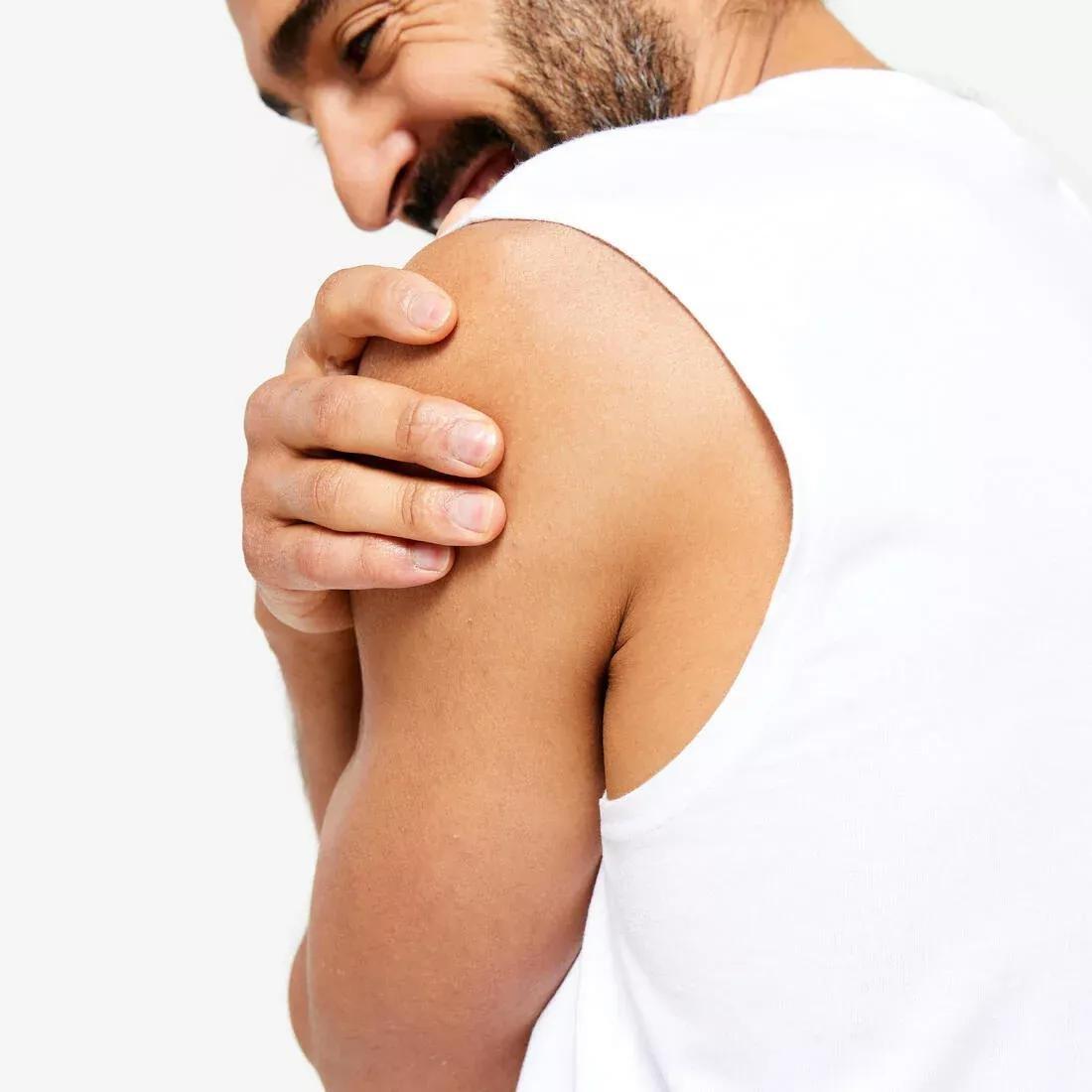 Men Fitness Stretchy Tank Top - 500, Black, No Color, medium