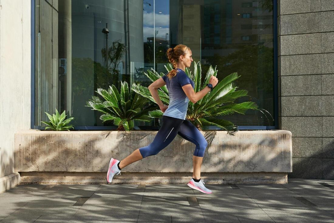 Women Kiprun Care Breathable Cropped Running Bottoms, Navy, No Color, large image number 13
