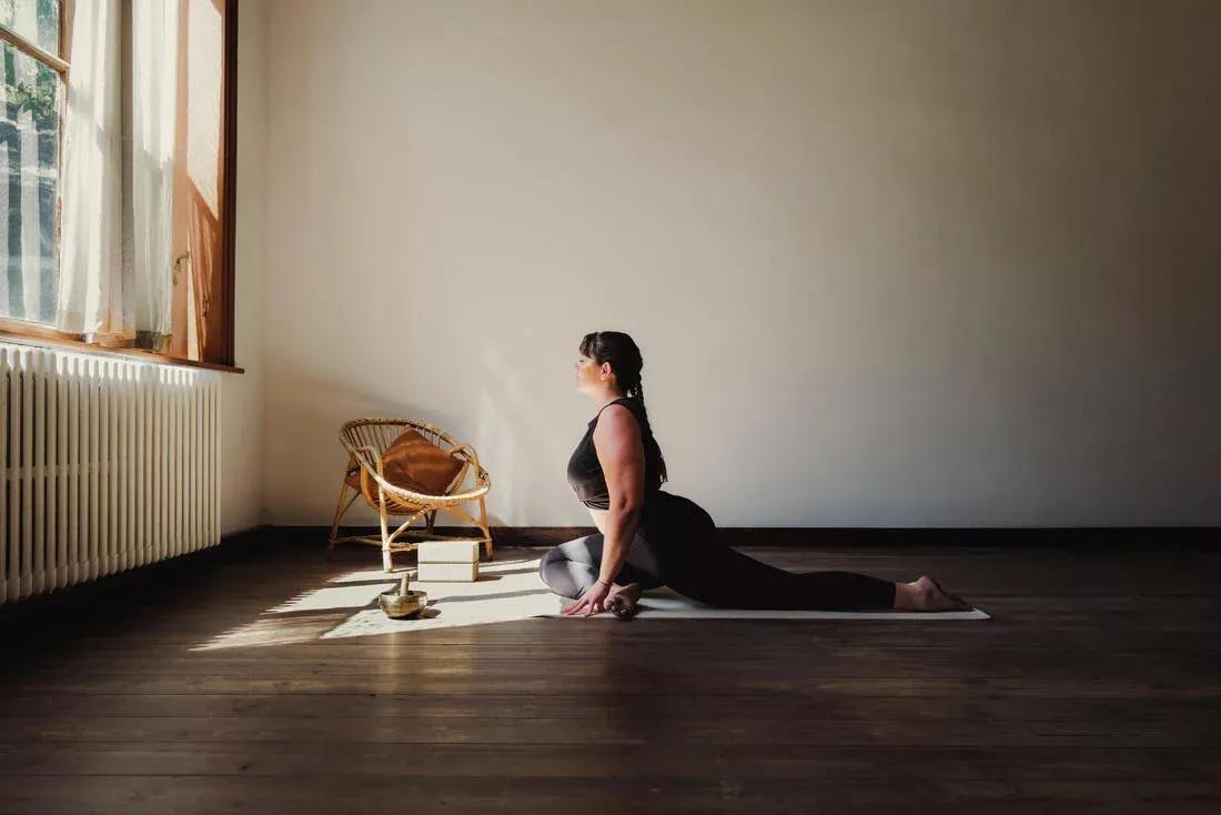 Women T-Shirts Crop Top, Black, No Color, large image number 6