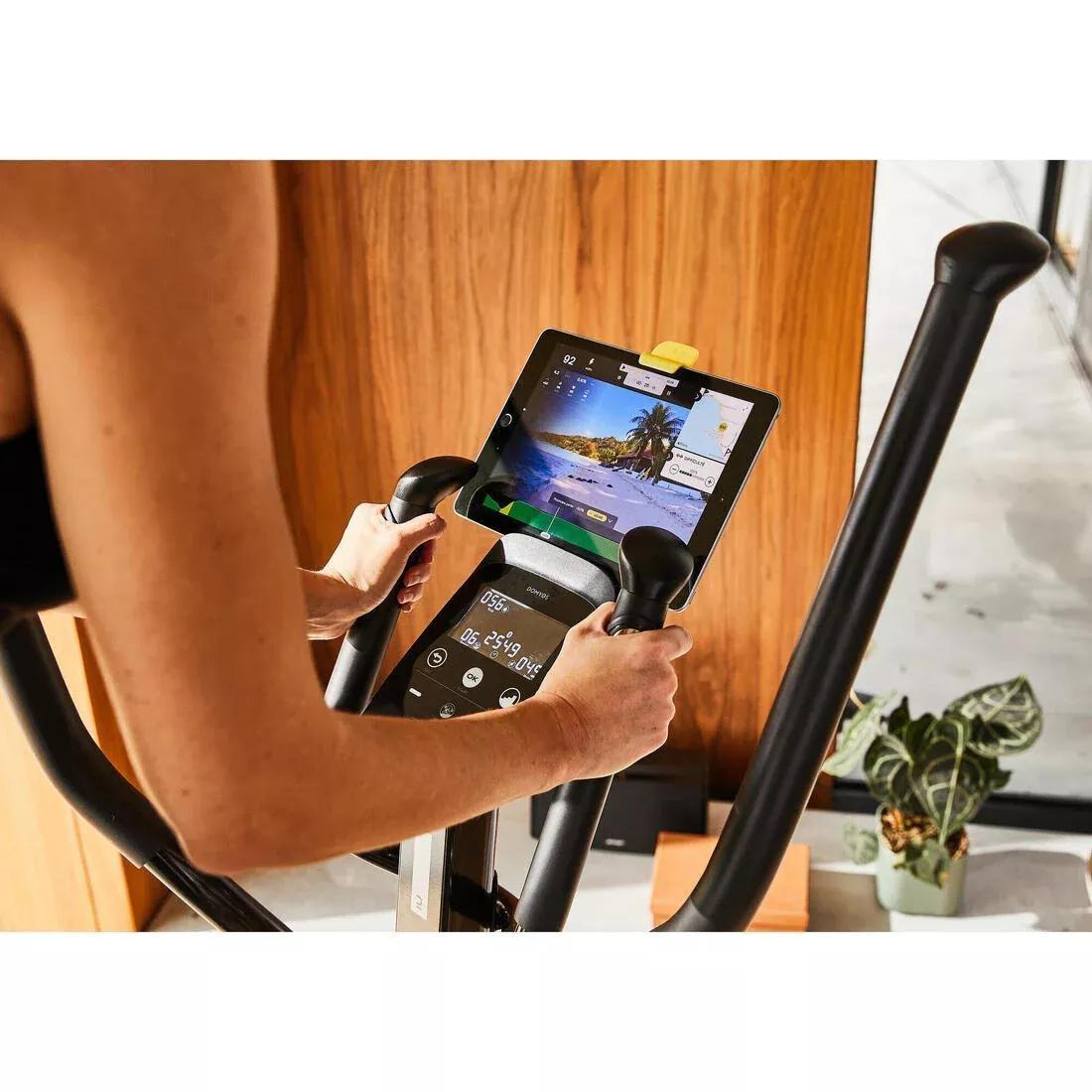 Cross Trainer El520B (2022) Self-Powered And Connected - E-Connected And Kinomap, No Color, large image number 1