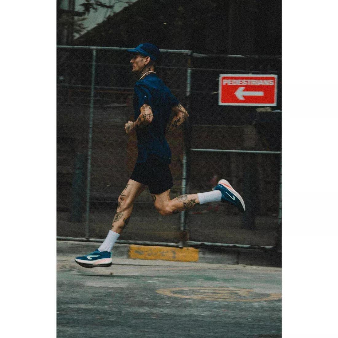 Men Running Shorts - Kiprun Run 500 Dry, Black, No Color, large image number 12