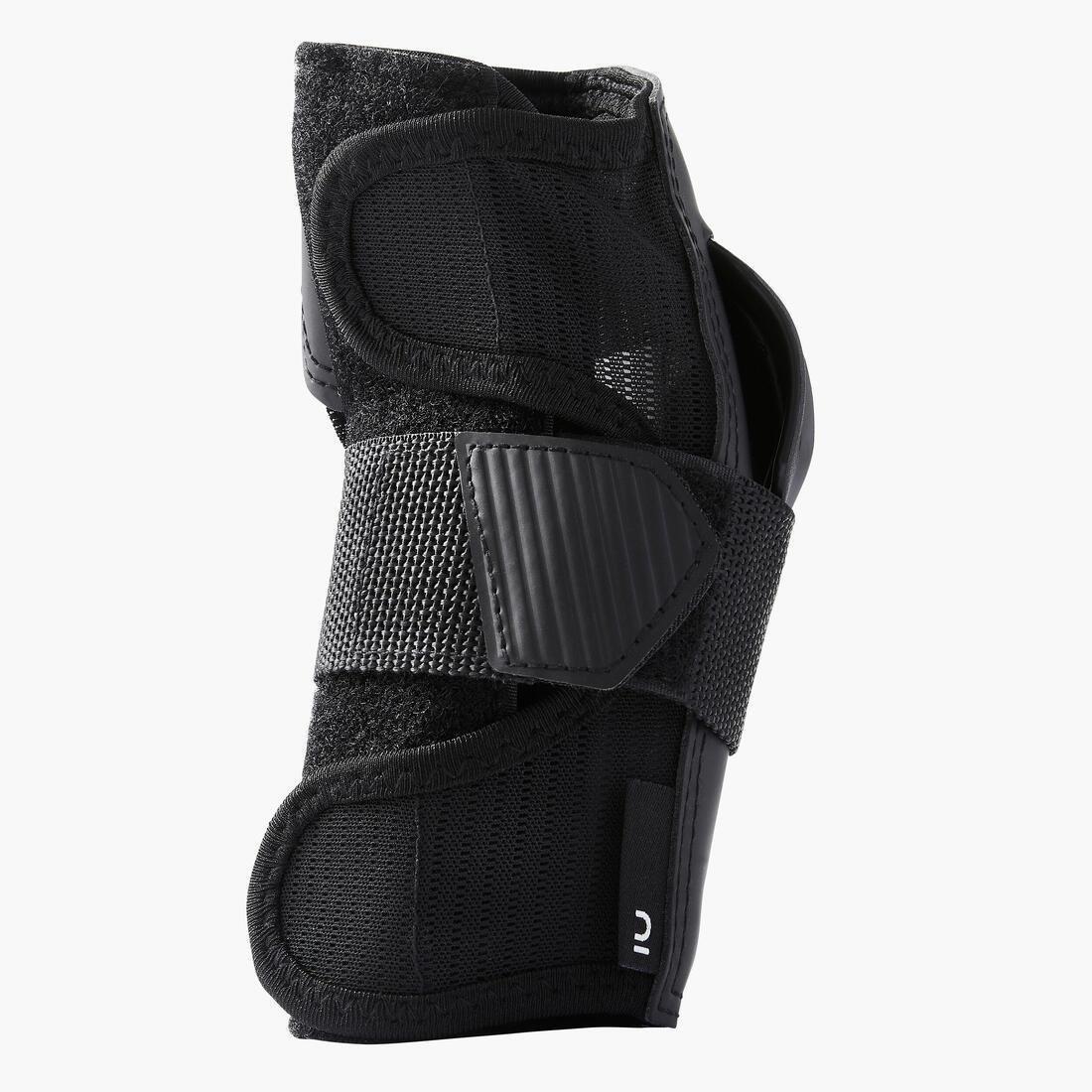 BLACK Fit500 Adult Skating Wrist Guards, , large image number 5