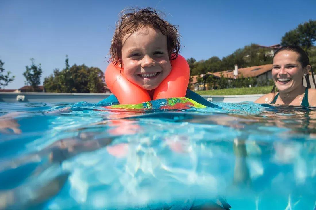 FLUO FLAME ORANGE Inflatable swimming vest for 19-30 kg - orange, No Color, large image number 10