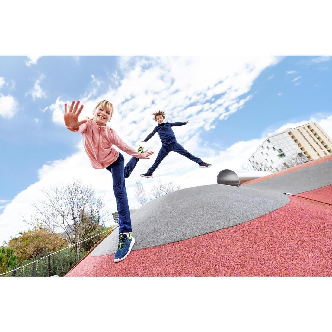 SMOKED BLACK Kids' Lightweight Rip-Tab and Elasticated Laces Shoes Playful Fast, No Color, large image number 6