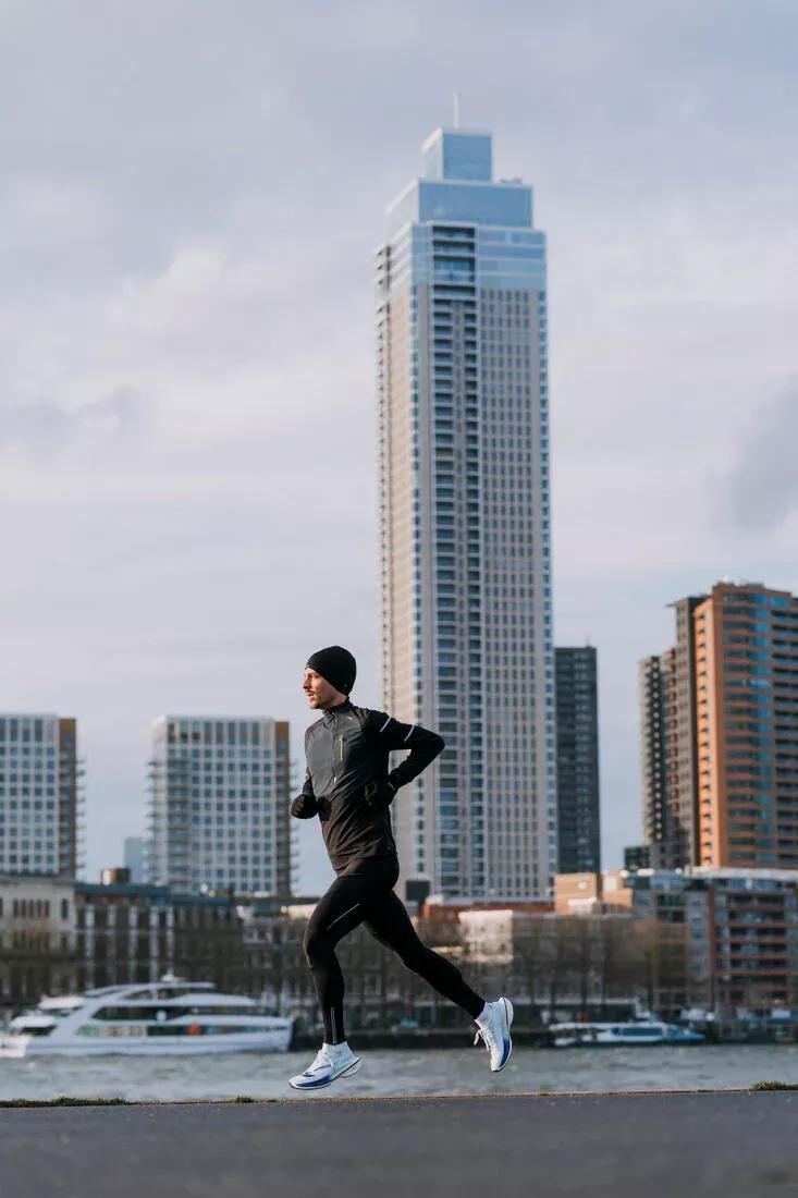 Men's KIPRUN Run 900 Long-sleeved Zip Warm Running T-Shirt, No Color, large image number 6