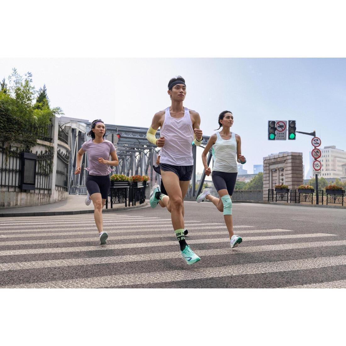 Men Running 2-In-1 Tight Shorts, Black, 5401_000, large image number 11