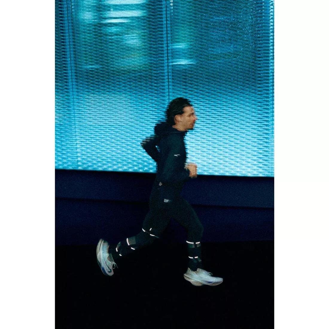 Wind Men's Running & Trail Running Windproof Jacket - Kiprun Run 900,  Blue, No Color, large image number 10