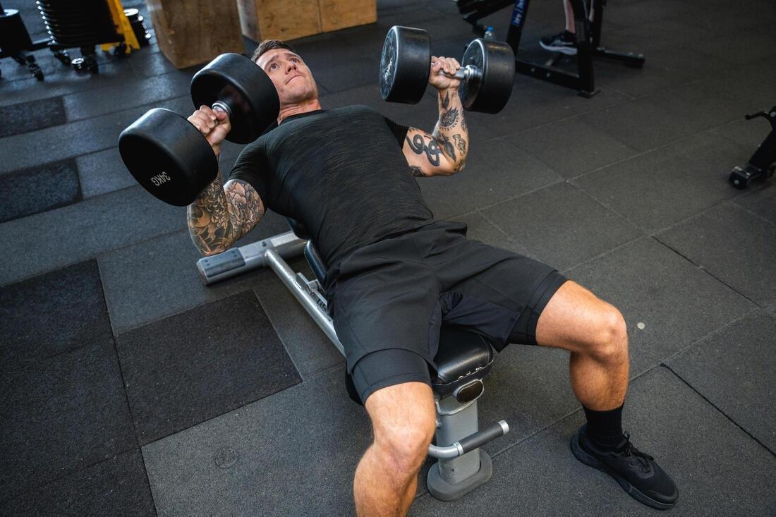Men Breathable Short-Sleeved Crew Neck Weight Training Compression T-Shirt, Black, , large image number 14