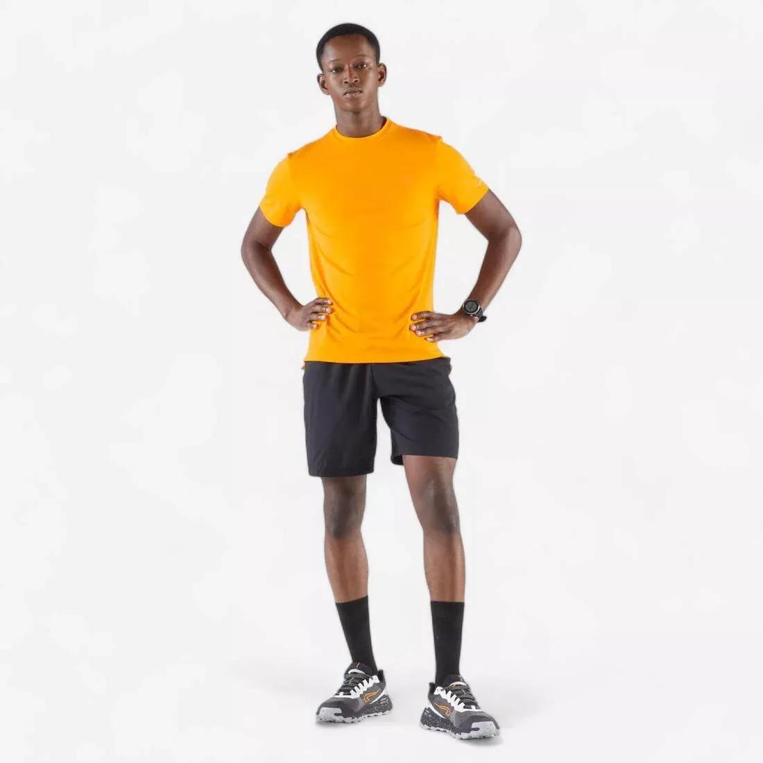 Men Running Shorts - Kiprun Run 500 Dry, Green, No Color, large image number 4