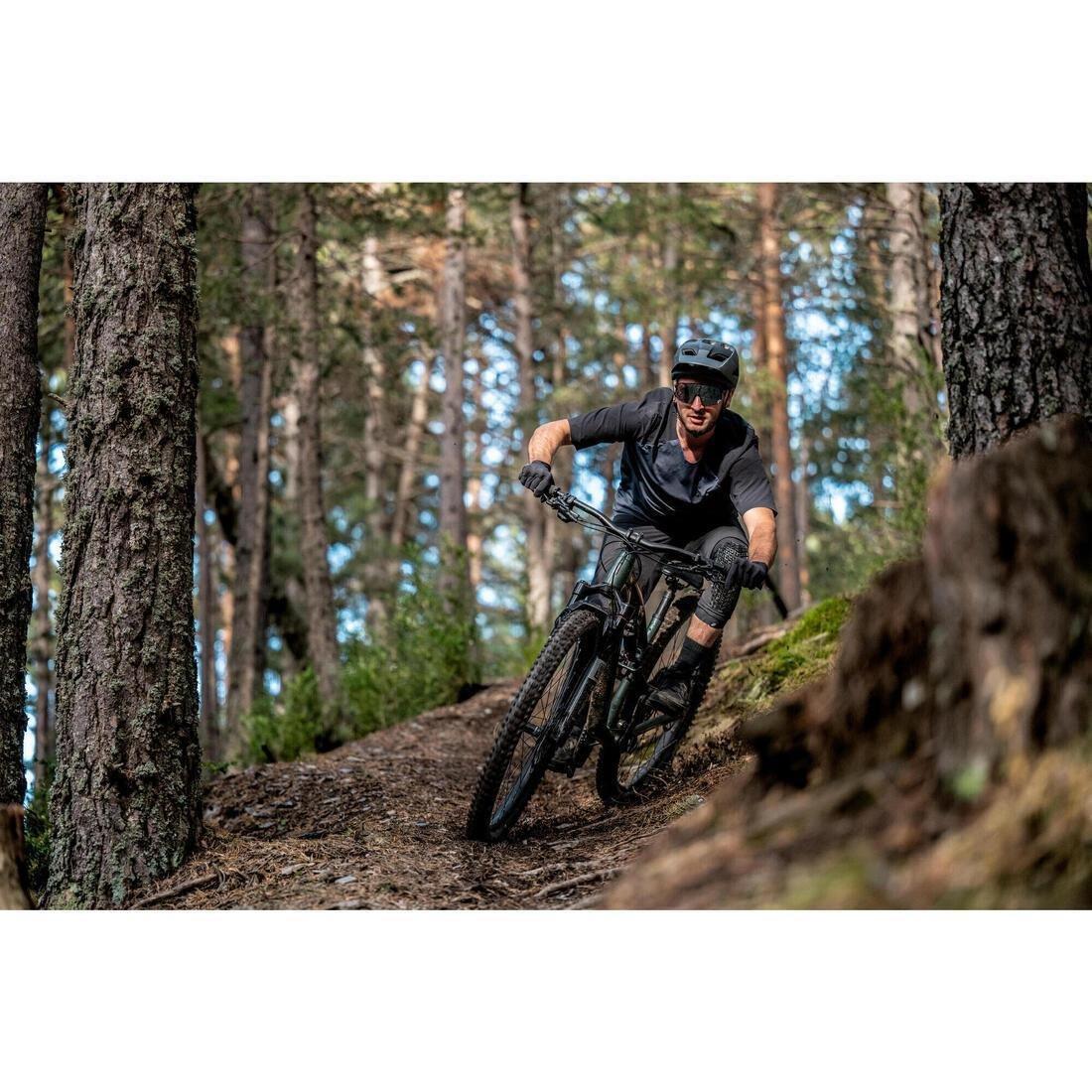 Men breathable short-sleeved MTB cargo jersey - 500, Grey, No Color, large image number 9