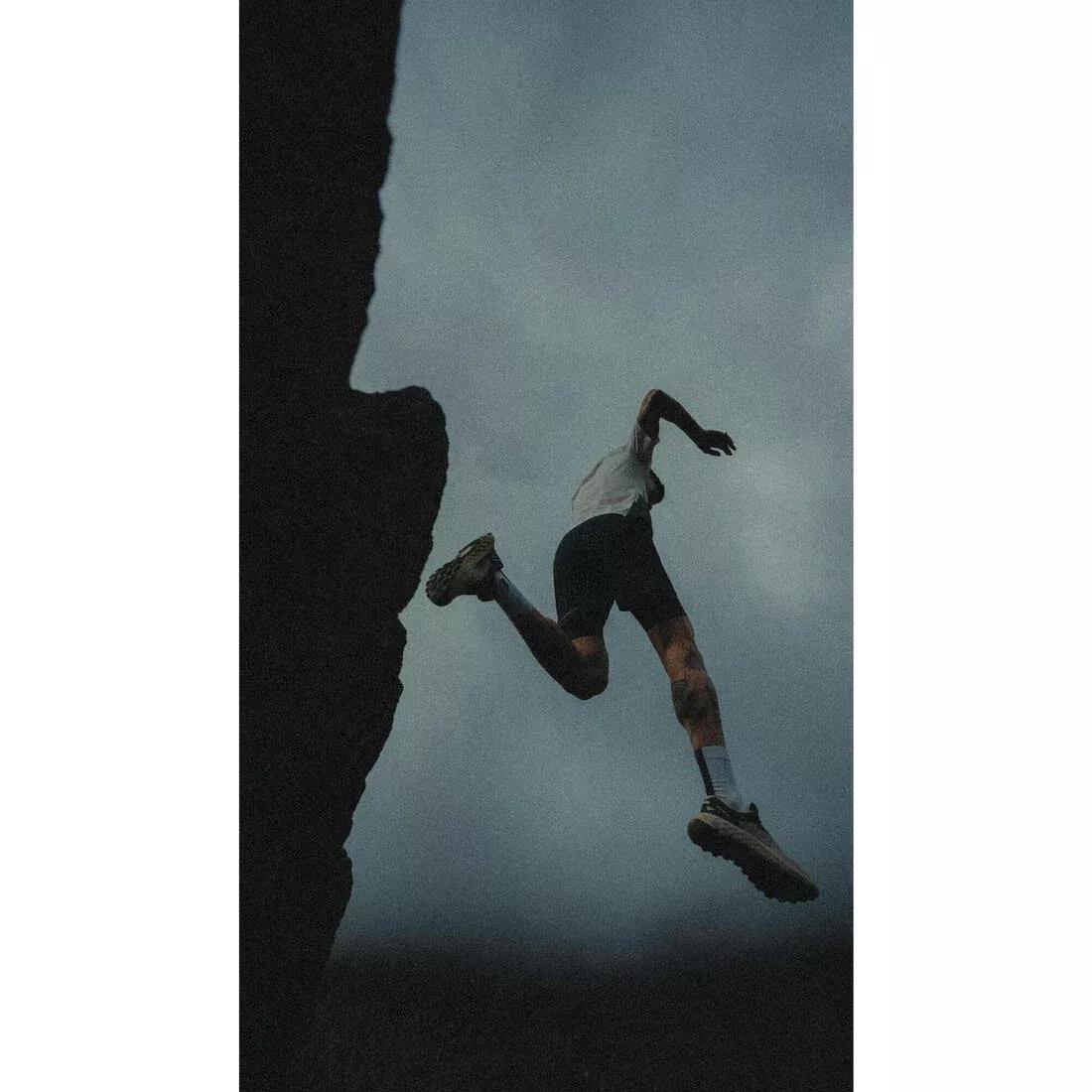 Men Long-Distance Running T-Shirt - Kiprun Run 900, White, No Color, large image number 11