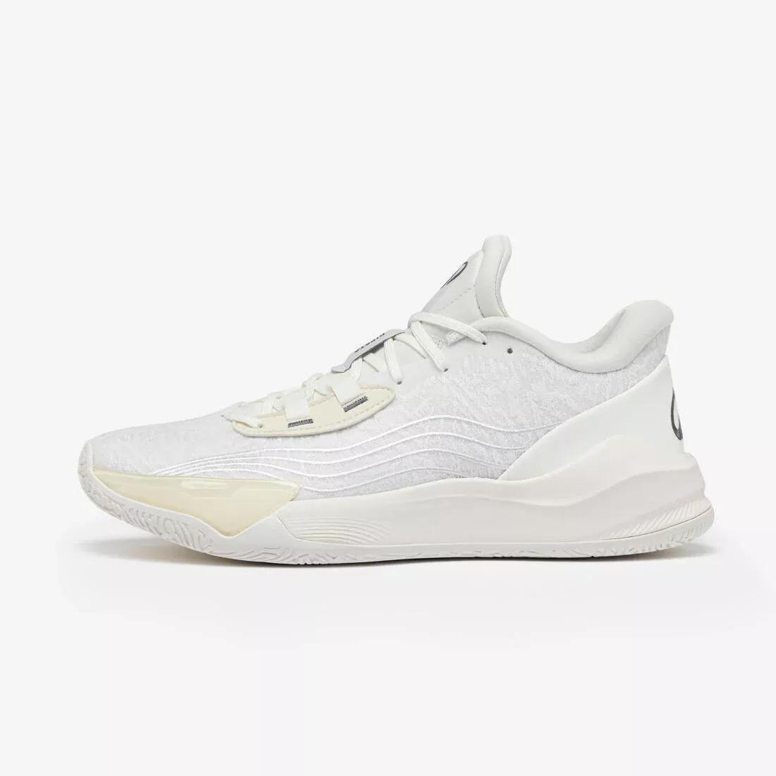 Adults Basketball Shoes - Fast 900 Low, White, No Color, medium