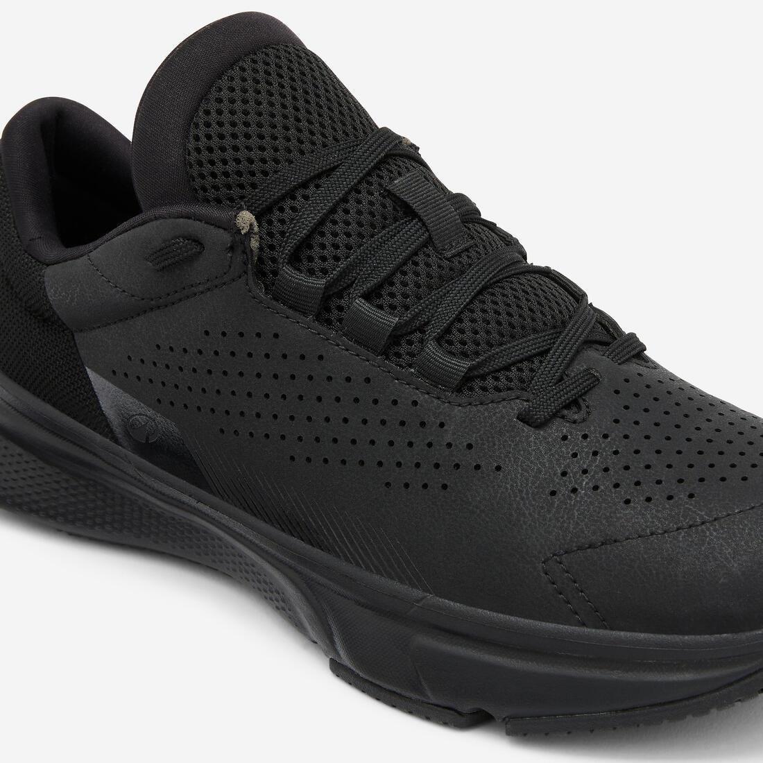 Men Sports Shoes Essential Icon, Black, No Color, large image number 4