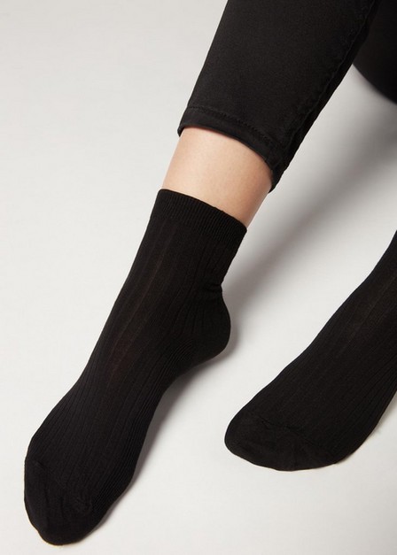 Calzedonia - Black Short Ribbed Socks With Cotton And Cashmere