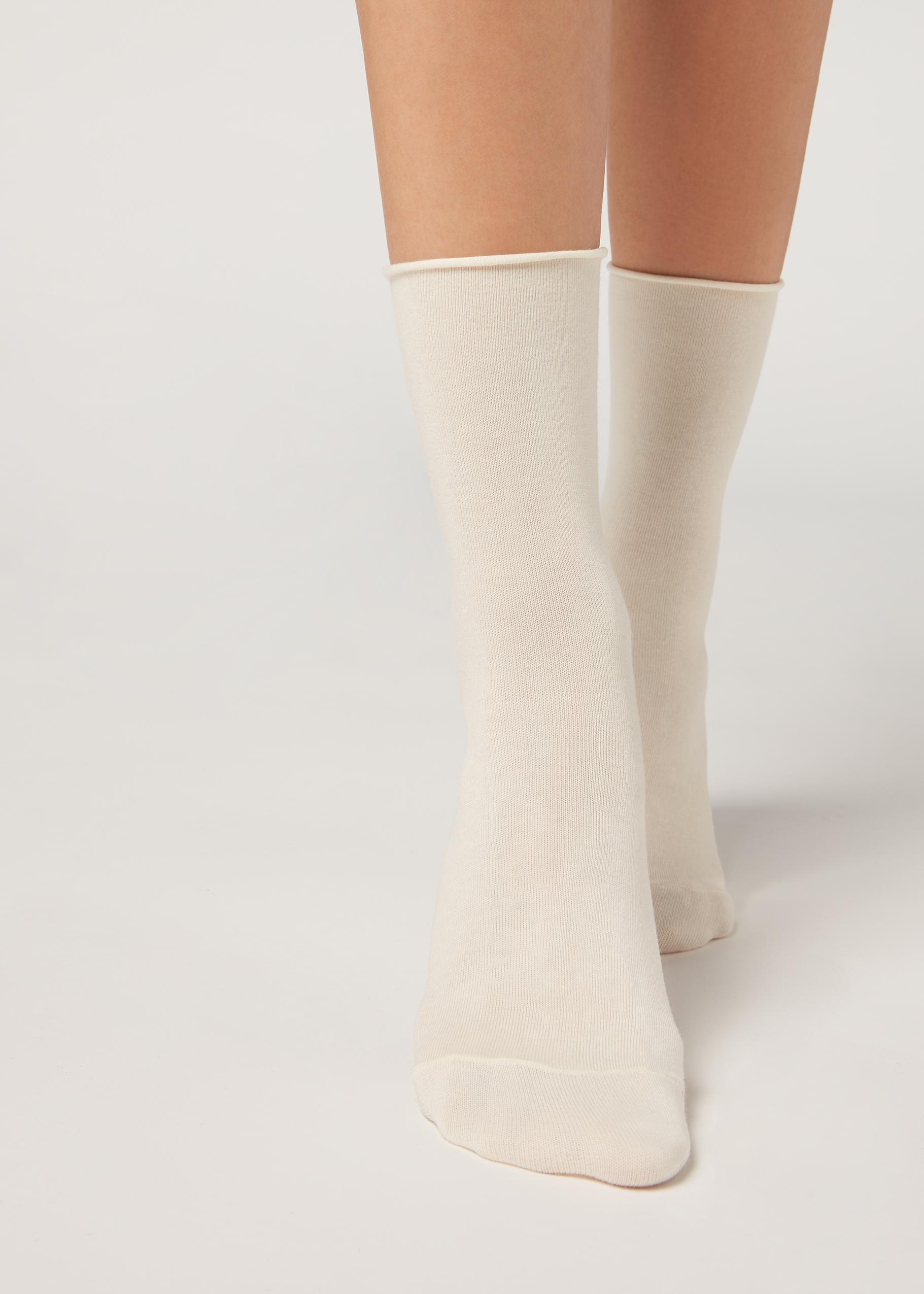 Calzedonia White Non-Elastic Cotton Ankle Socks