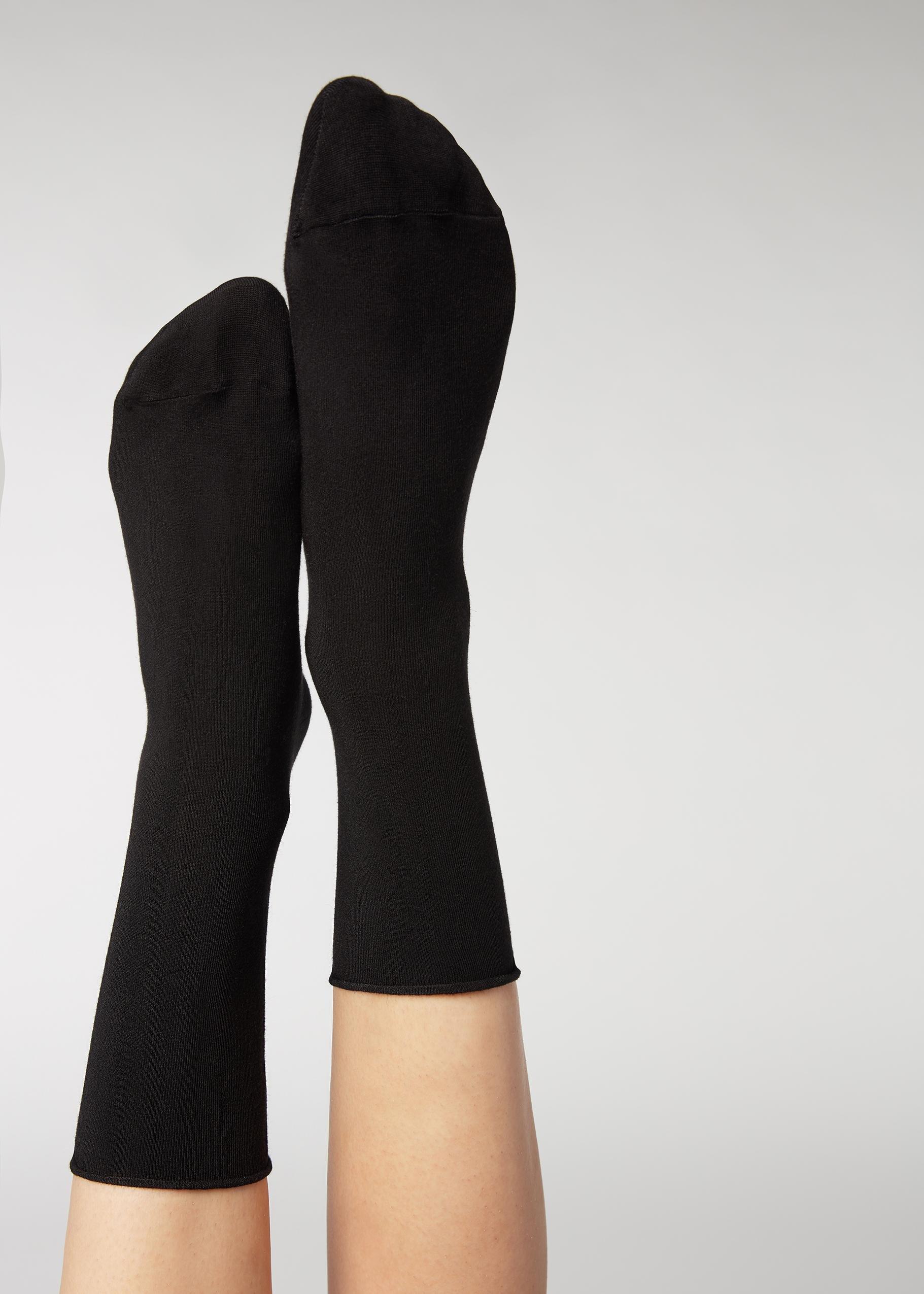 Black Cashmere Ankle Socks, , large image number 1