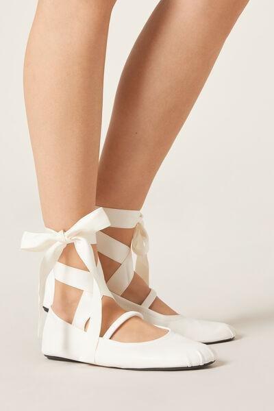 White Invisible Ankle Socks, 5501_163D, large image number 0