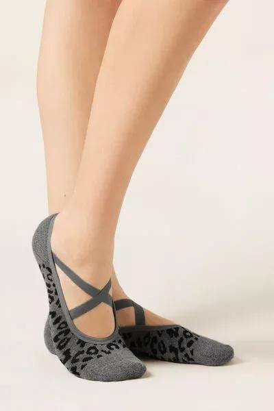 Grey Animal Print Non-Slip Cotton Pilates Socks, 5501_672D, medium