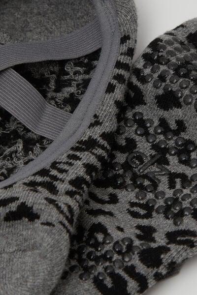 Grey Animal Print Non-Slip Cotton Pilates Socks, 5501_672D, medium