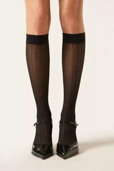 Black Diamond-Patterned Knee-High-Socks, Vertical Black Diamonds, medium