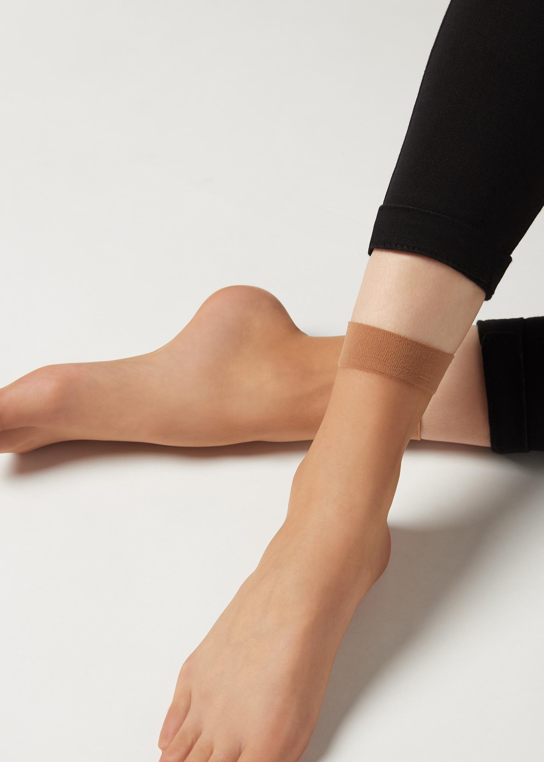 Beige 8 Denier Ultra Sheer Socks, Natural Bronze, large image number 2