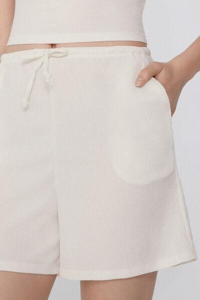 White Crepe-Effect Shorts, 5701_526Y, large image number 3