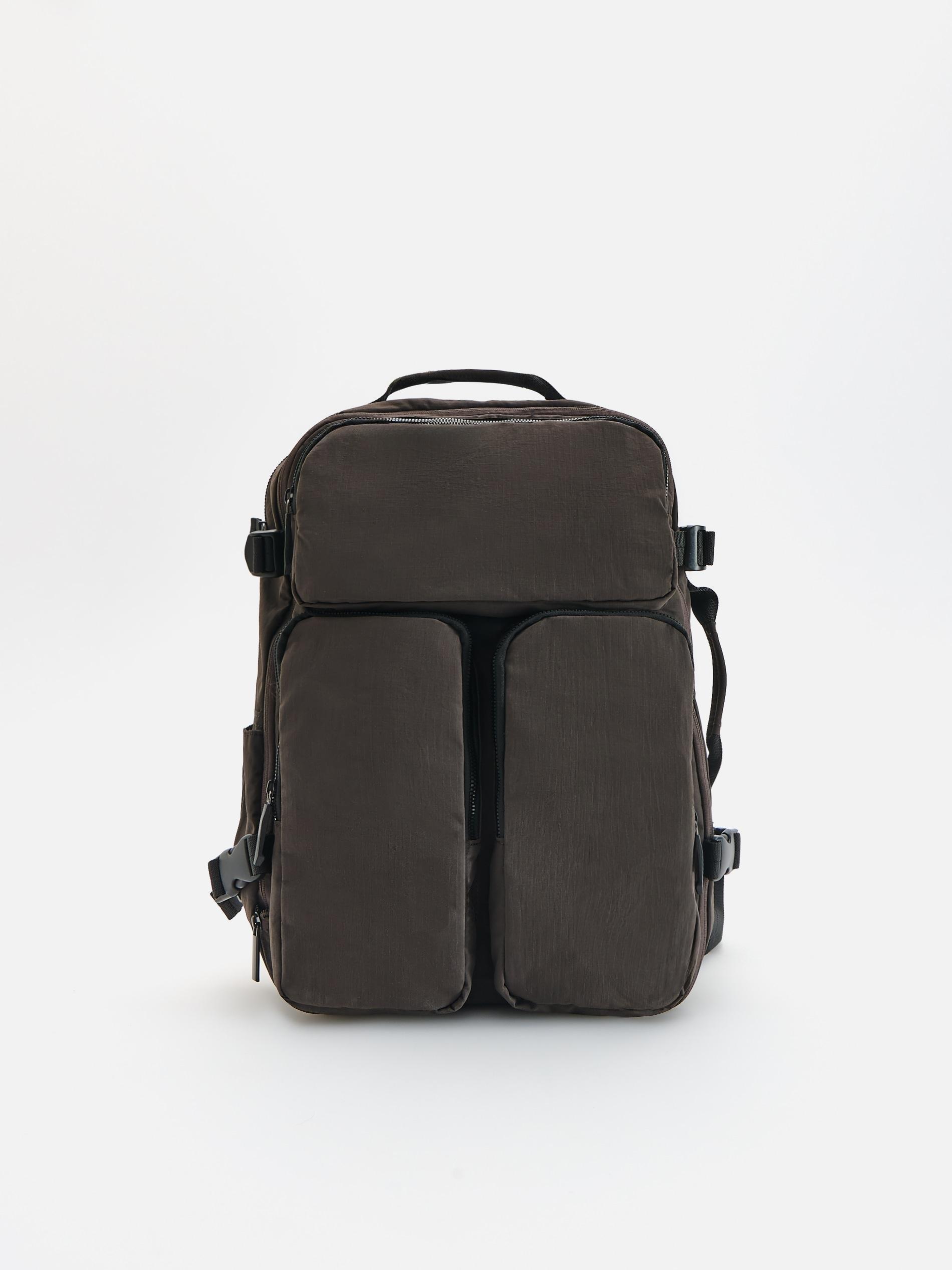 حقيبة ظهر Spacious مع مقبض بني, Brown, medium