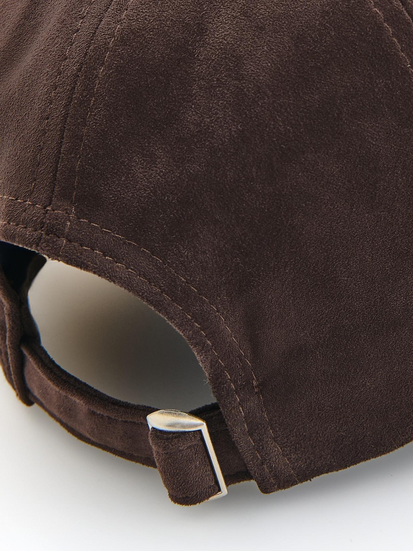 Brown Cap, Brown, medium