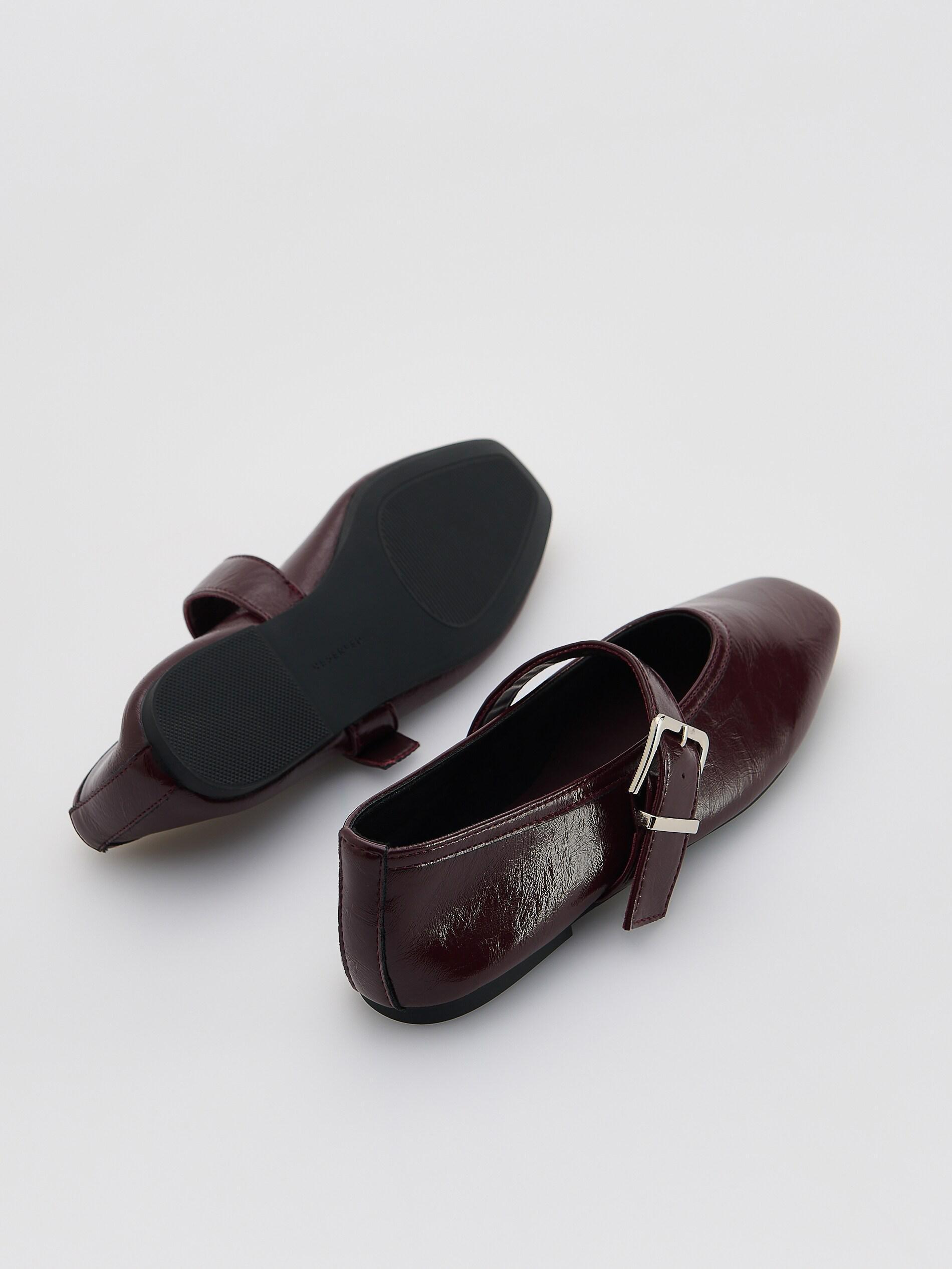 Maroon Leather Ballerinas With Strap, Burgundy, medium
