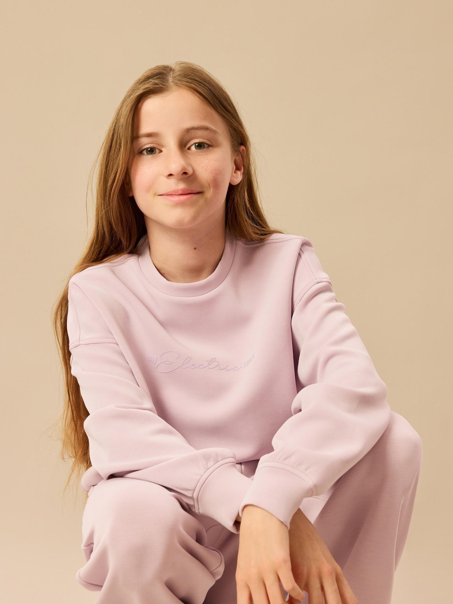 GIRLS` JOGGING T OP LAVENDER, Purple, medium
