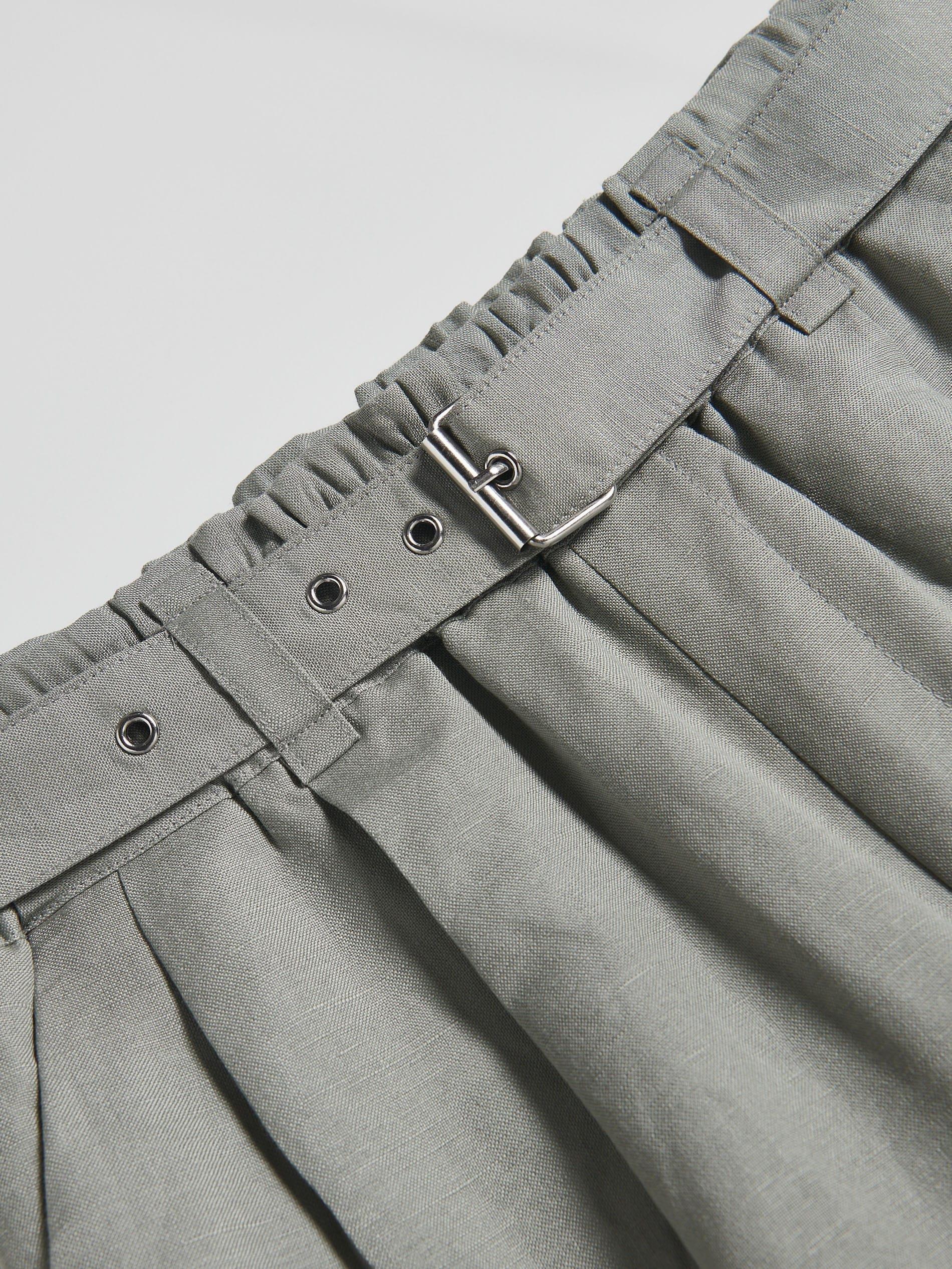 Green Belted Linen Shorts, , large image number 4