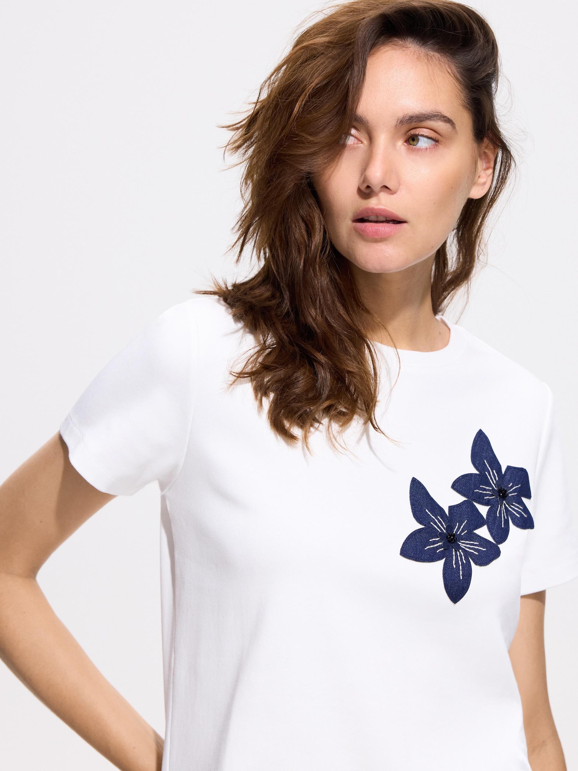 تيشيرت مع تطبيق أبيض, White, large image number 1