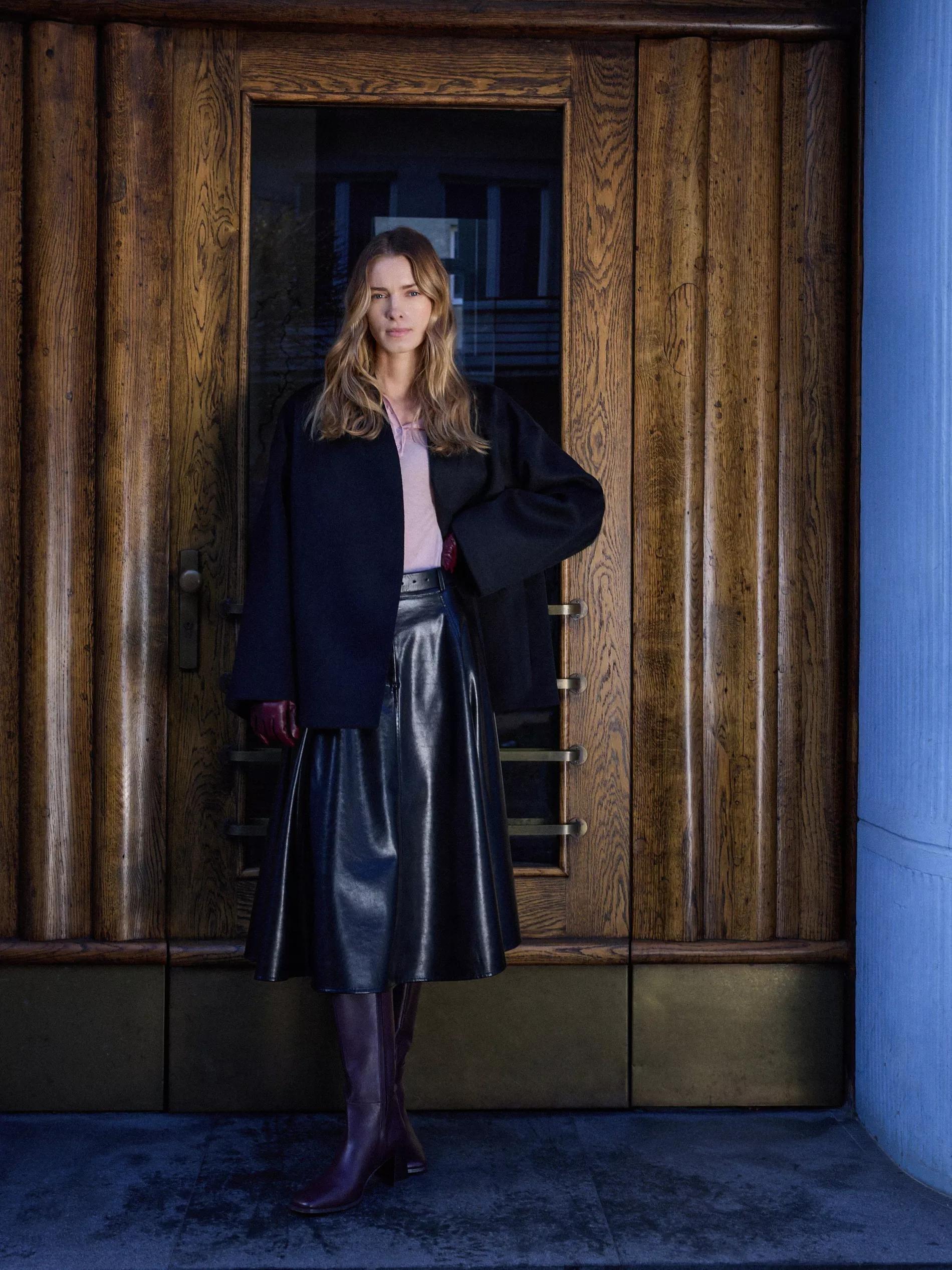 Black Skirt With Belt, Black, large image number 5