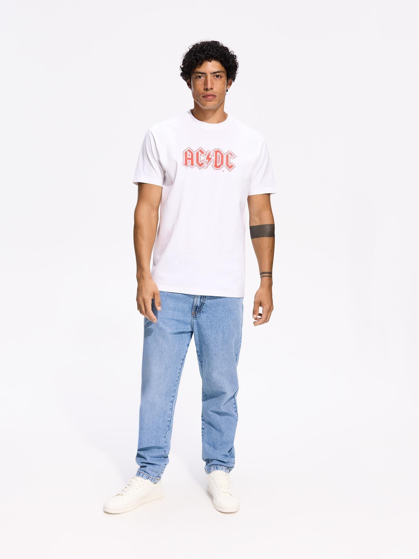 Blue Carrot Jeans With Wash Effect, Blue, medium