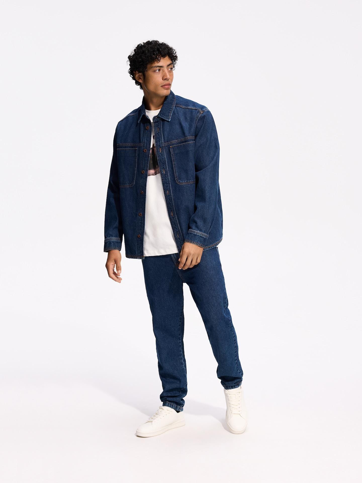 Blue Carrot Jeans With Wash Effect, Navy, medium