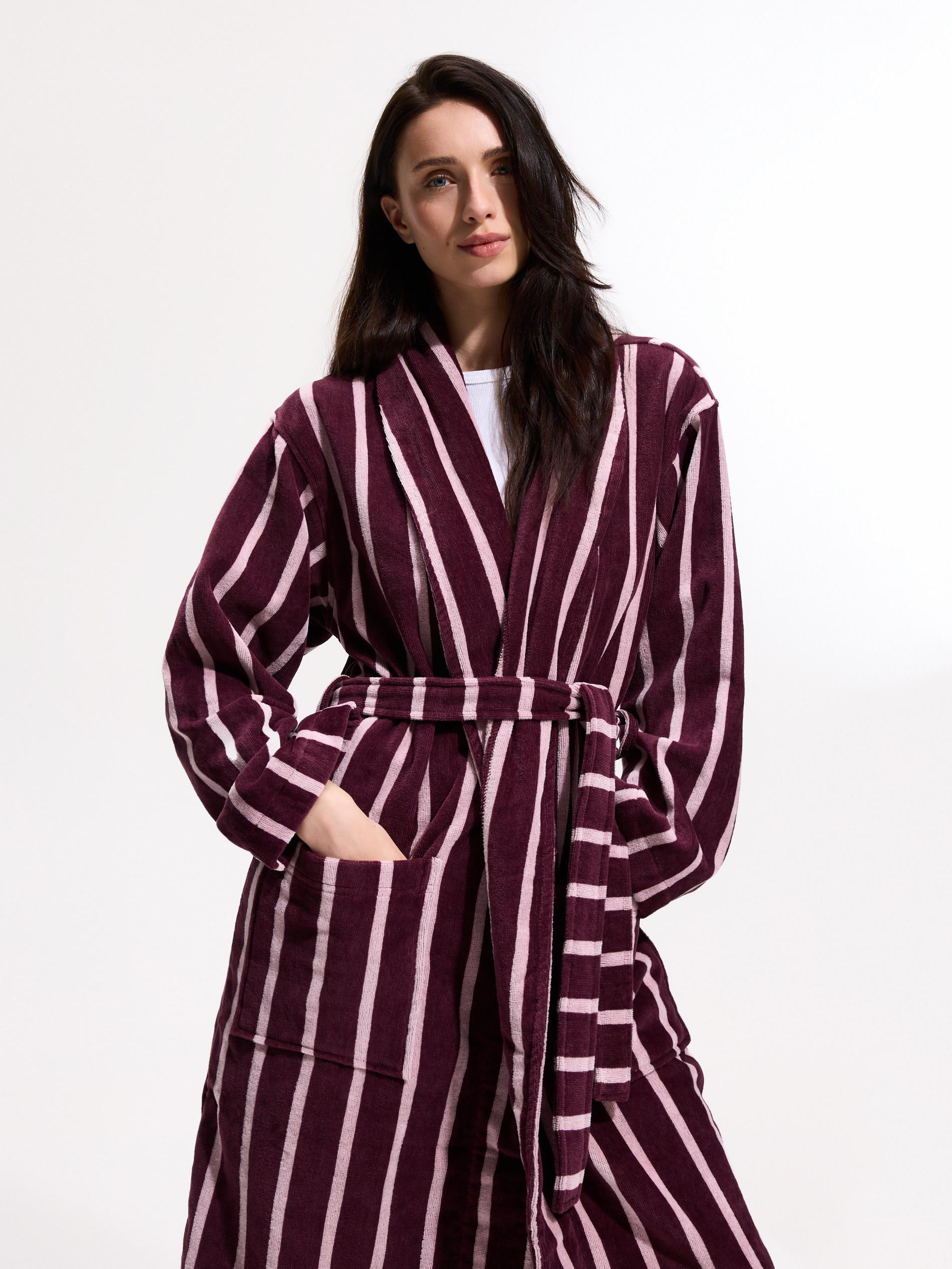 روب بنفسجي, Purple, large image number 1