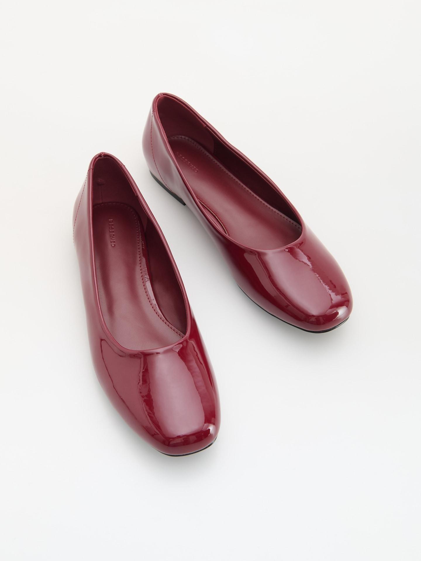 Red Lacquered Ballerinas, Burgundy, medium