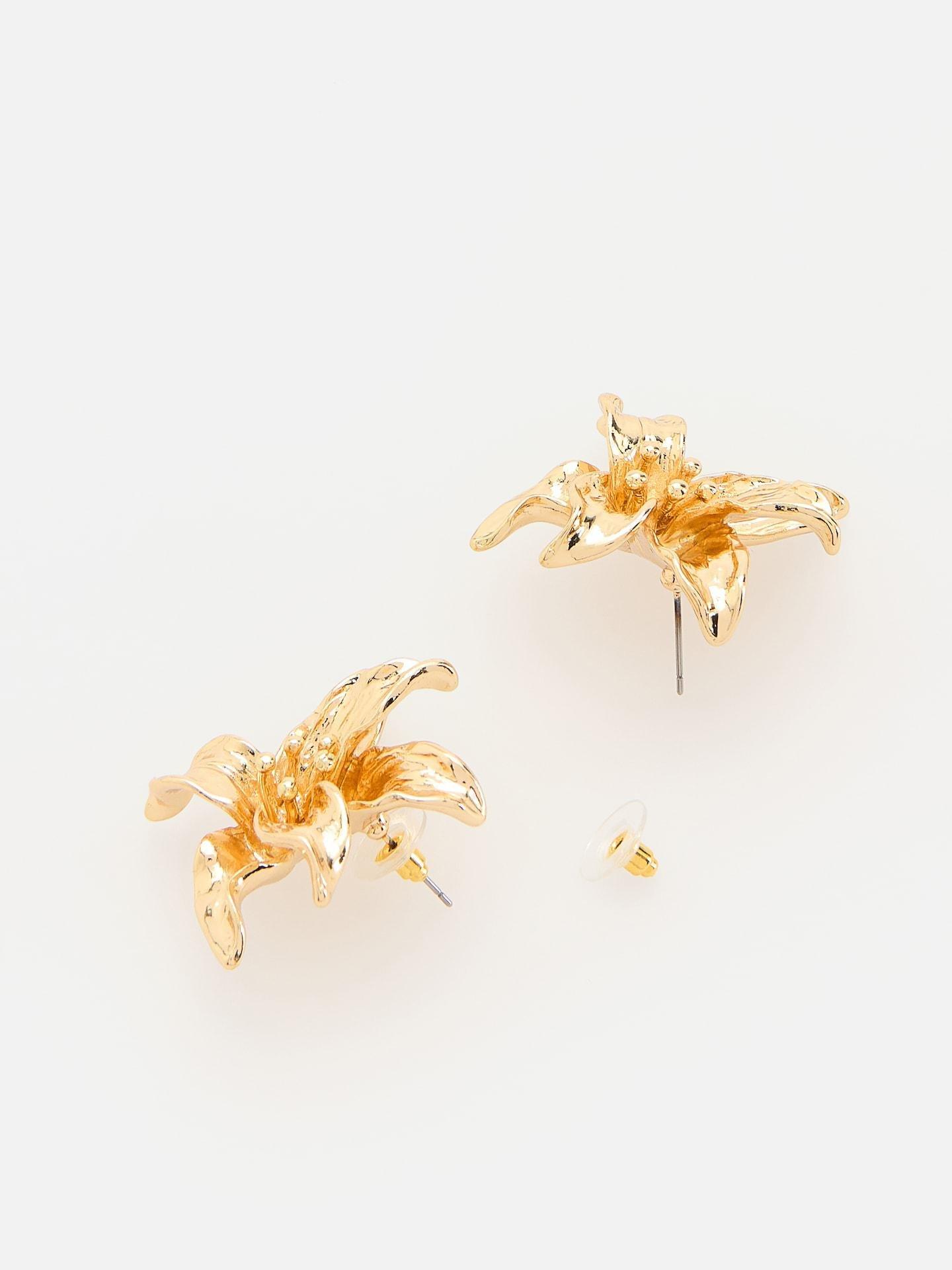 Gold Flower-Shaped Earrings, Golden, medium