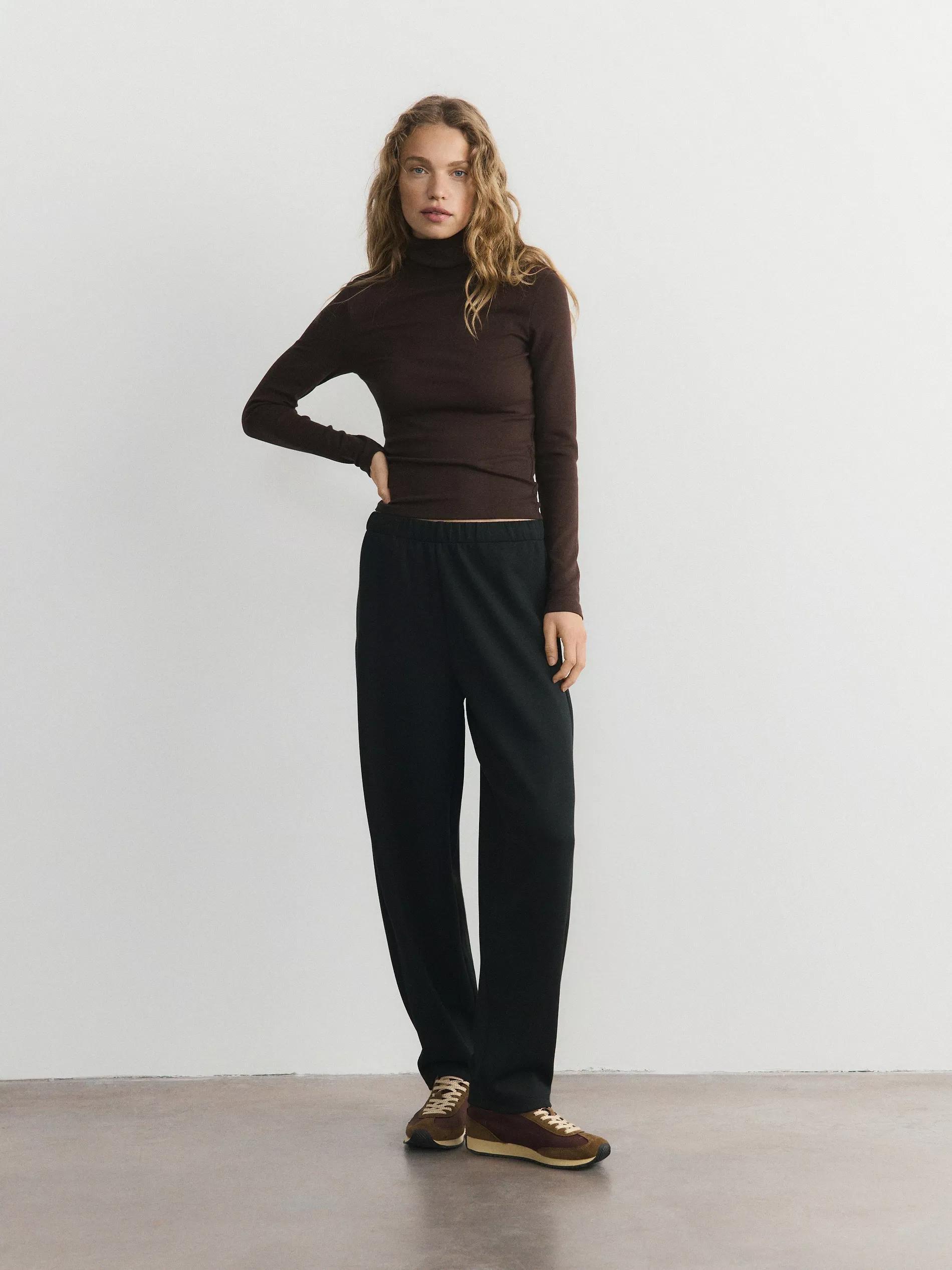 Brown Long-Sleeved Turtleneck, Brown, medium