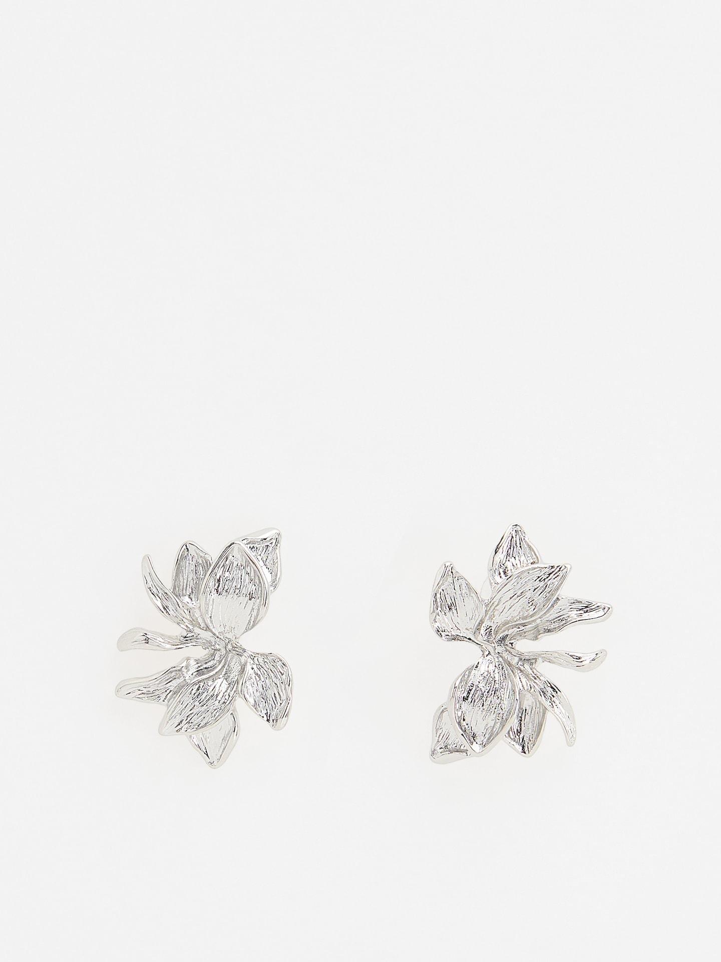 Silver Earrings With Floral Motif, Silver, medium