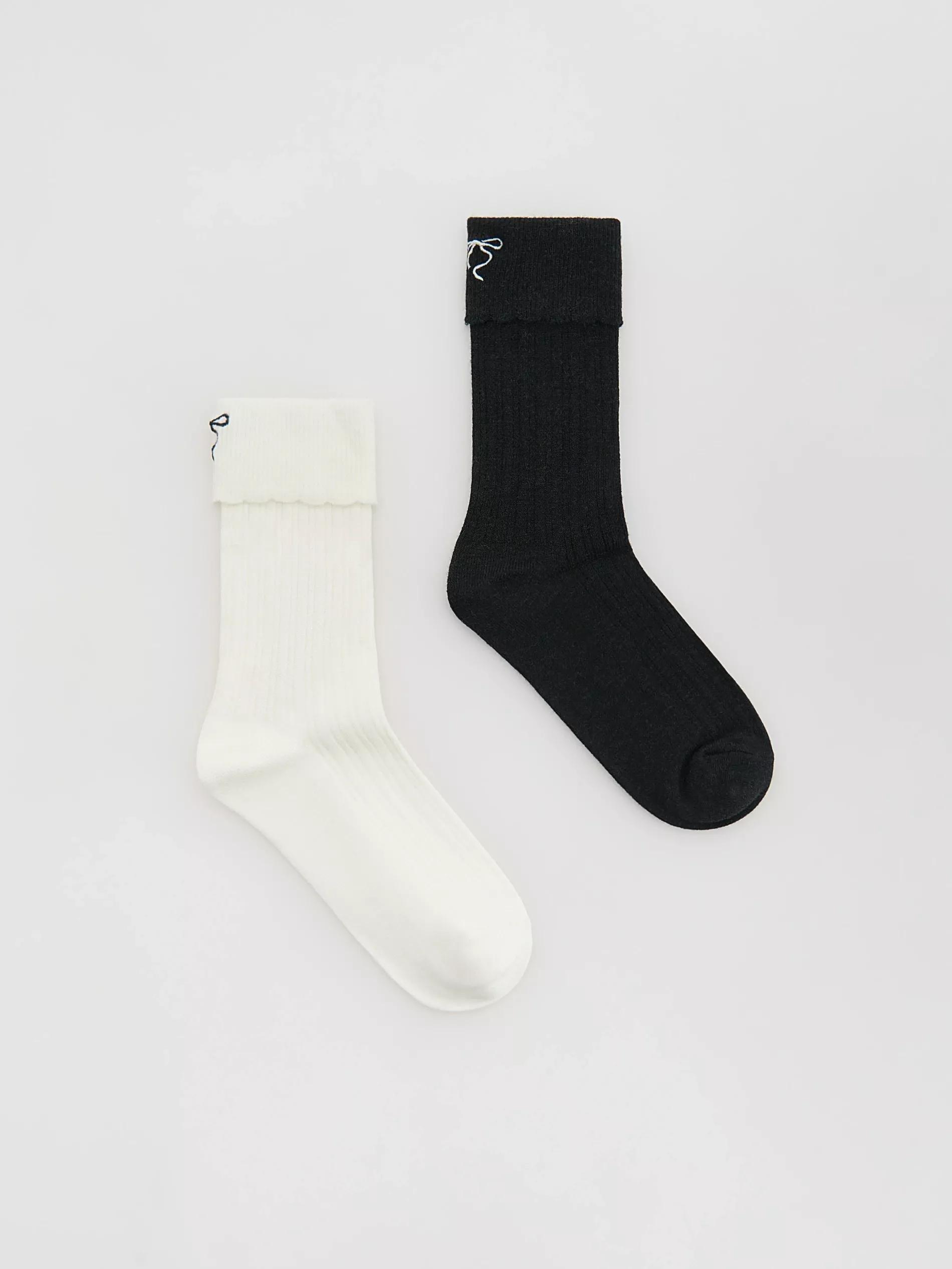Cream Socks, Ivory, medium