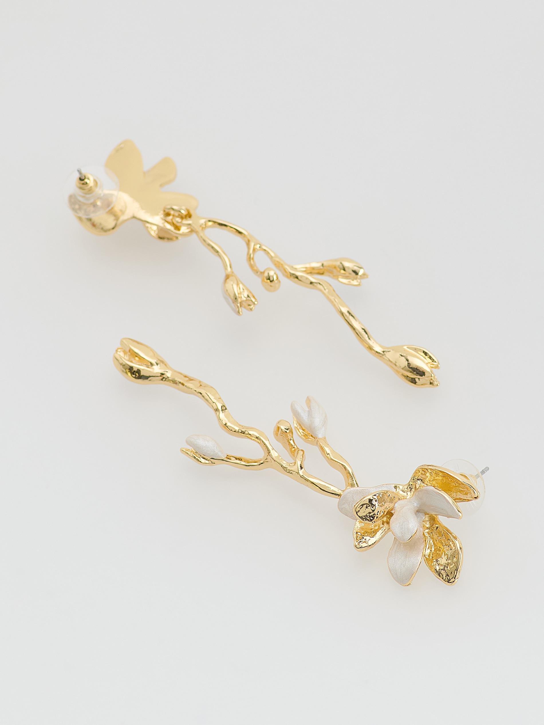 Cream Dangle Earrings, Ivory, large image number 3