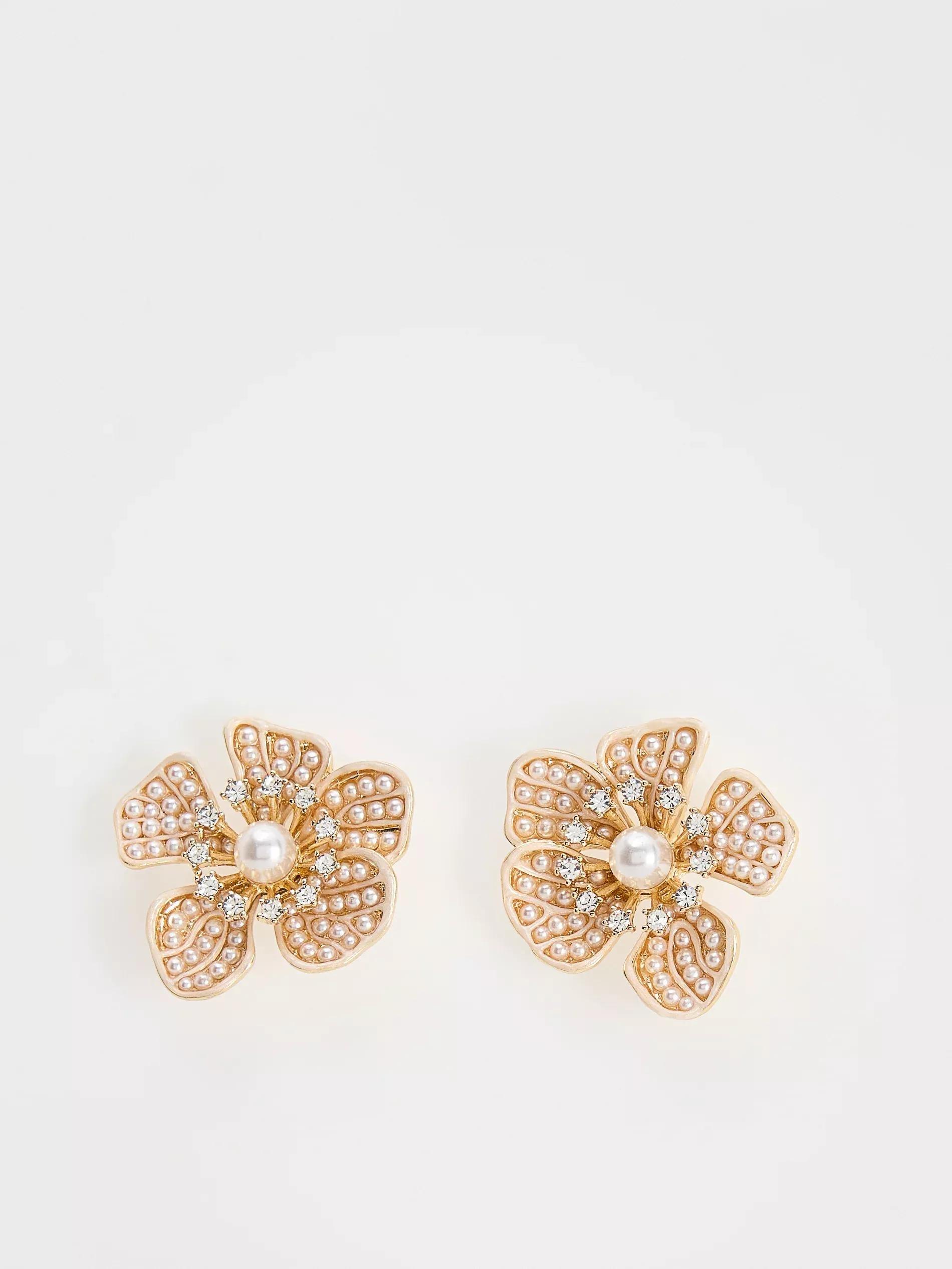 Cream Flower-Shaped Earrings, Ivory, large image number 1