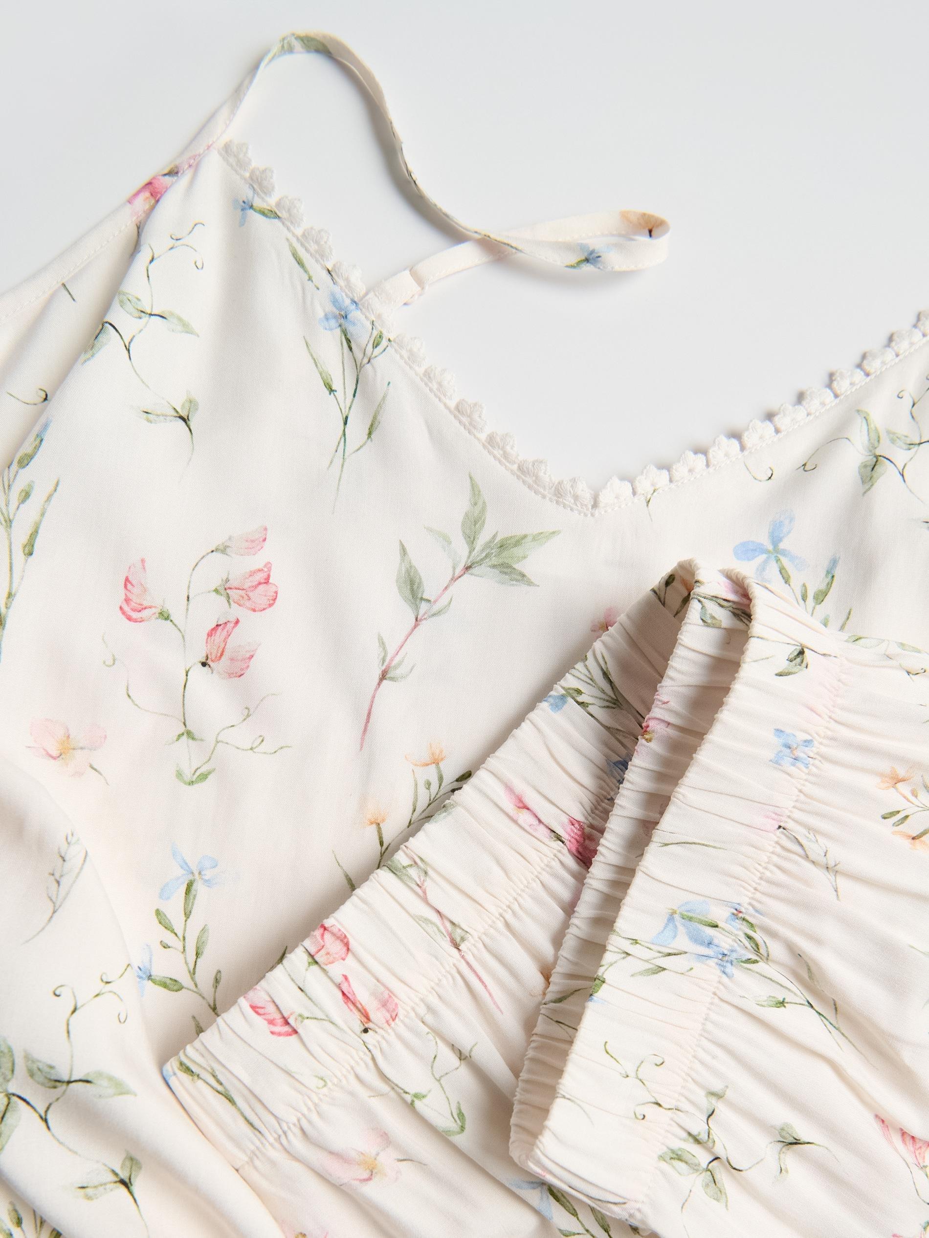 Beige Two-Piece Camisole Pajama Set, Ivory, large image number 5